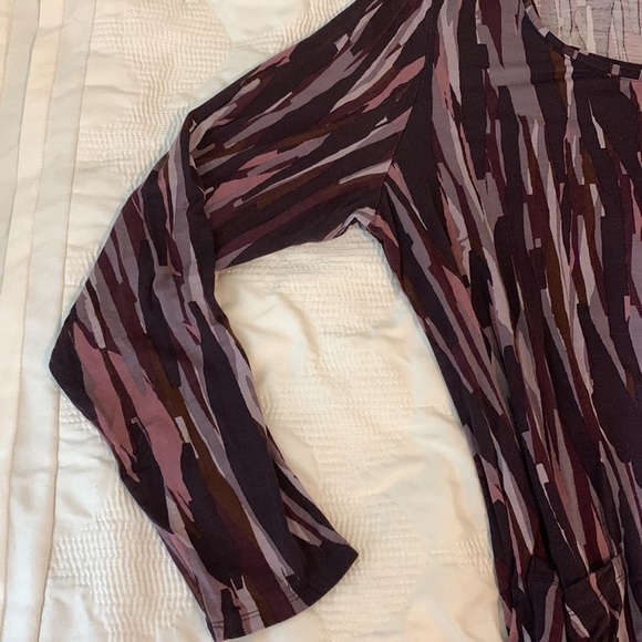 LOGO by Lori Goldstein Ruffled hem Tunic, L - Picture 6 of 8